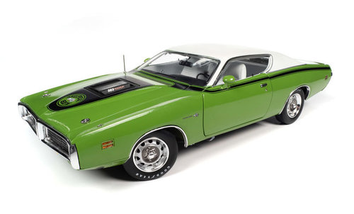 1971 Dodge Charger Super Bee in FJ6 Go Green