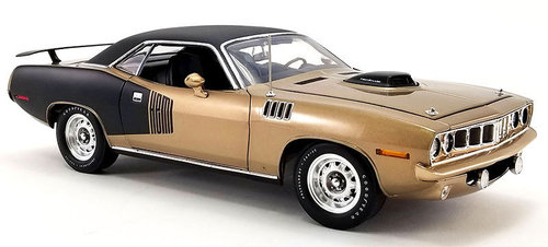 1971 Plymouth Hemi Cuda super track pack, brown-gold/black with Vinyl Roof