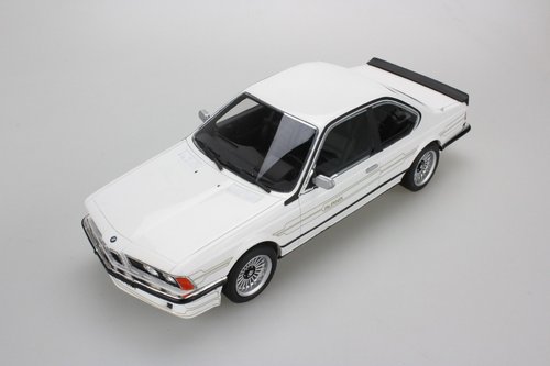 BMW - 6-SERIES ALPINA B7 S TURBO COUPE (E24) 1985 - WHITE mit Vitrine