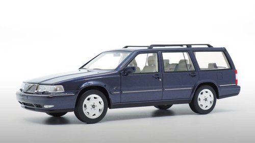 Volvo 960 Estate 1996 Aubergine