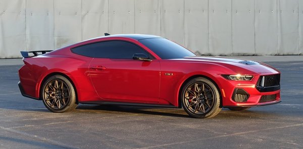 FORD MUSTANG GT 2024 RAPID RED